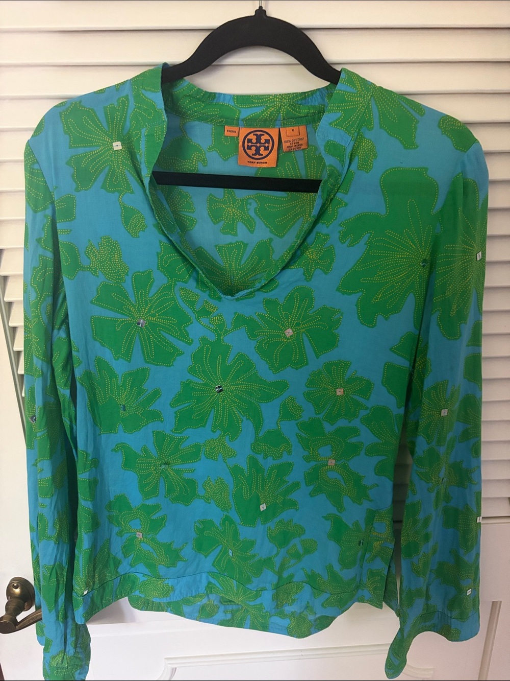 Tory Burch Blouse Boho Resort wear V-Neck Top with Green Floral Print